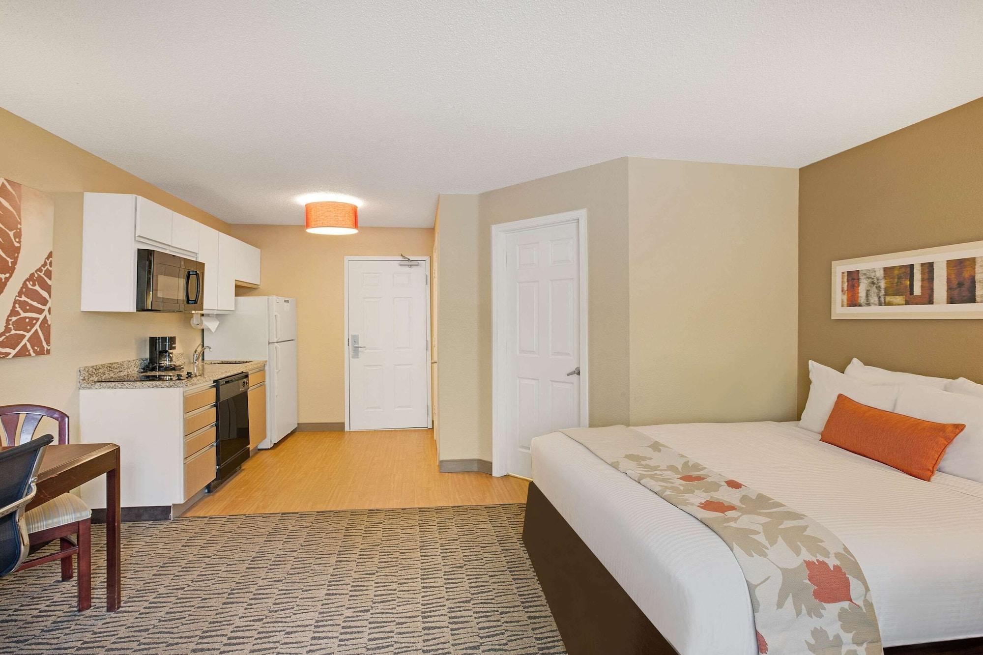 Mainstay Suites Detroit Auburn Hills Exteriör bild