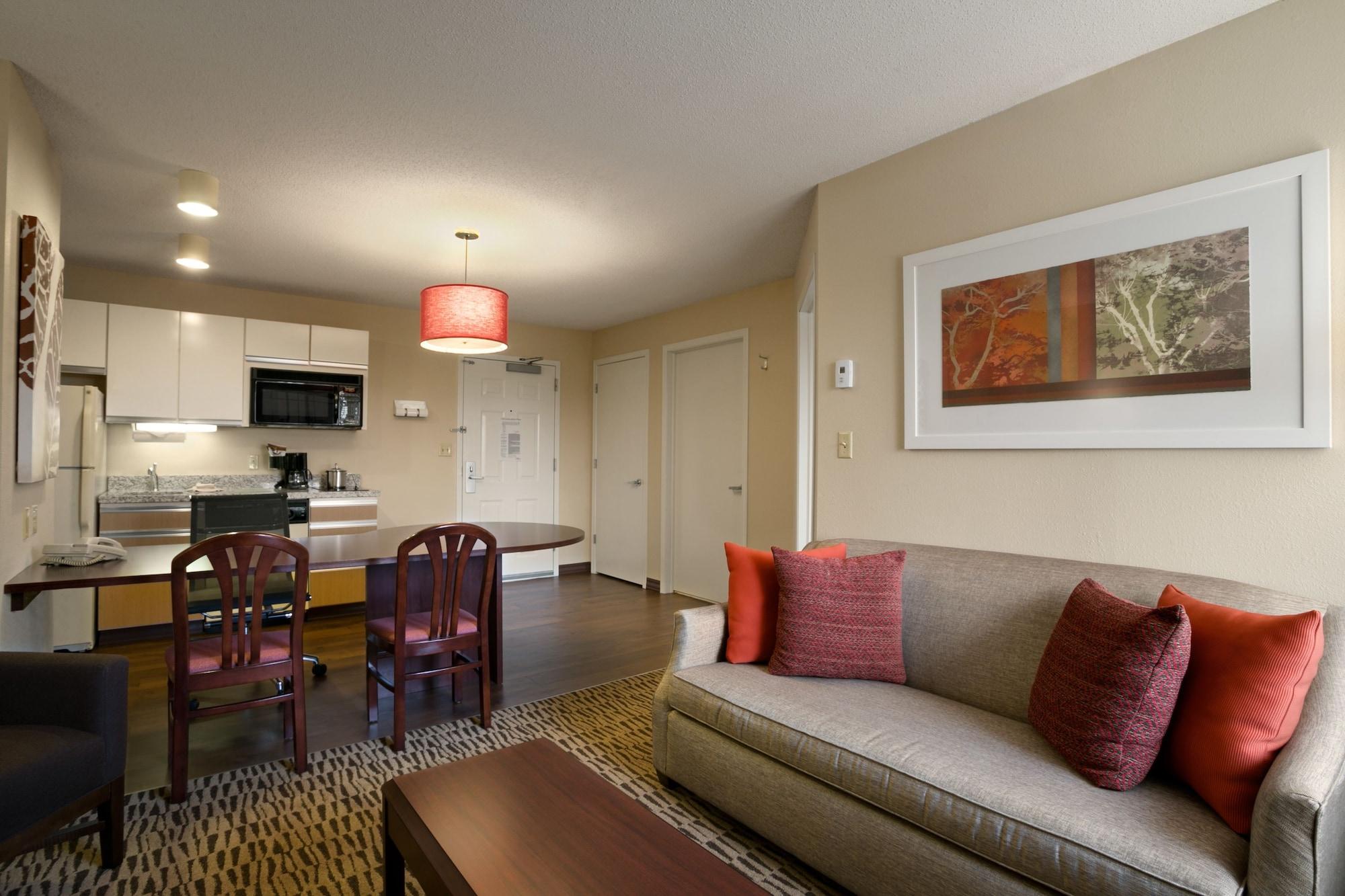 Mainstay Suites Detroit Auburn Hills Exteriör bild